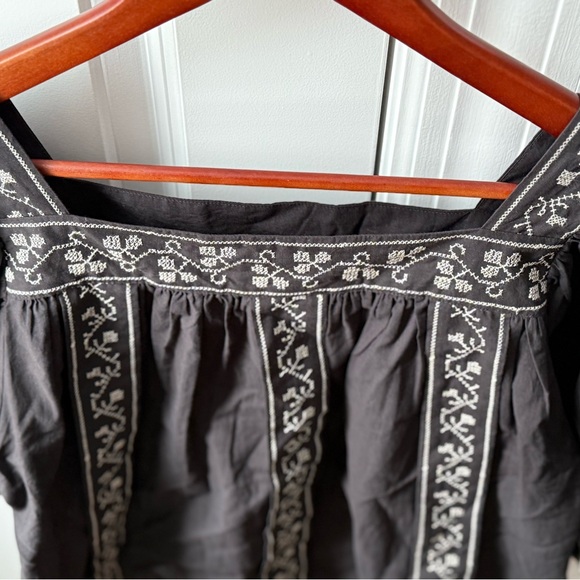 Tuckernuck Alea Black Embroidered Blouse Sz L - Picture 8 of 9